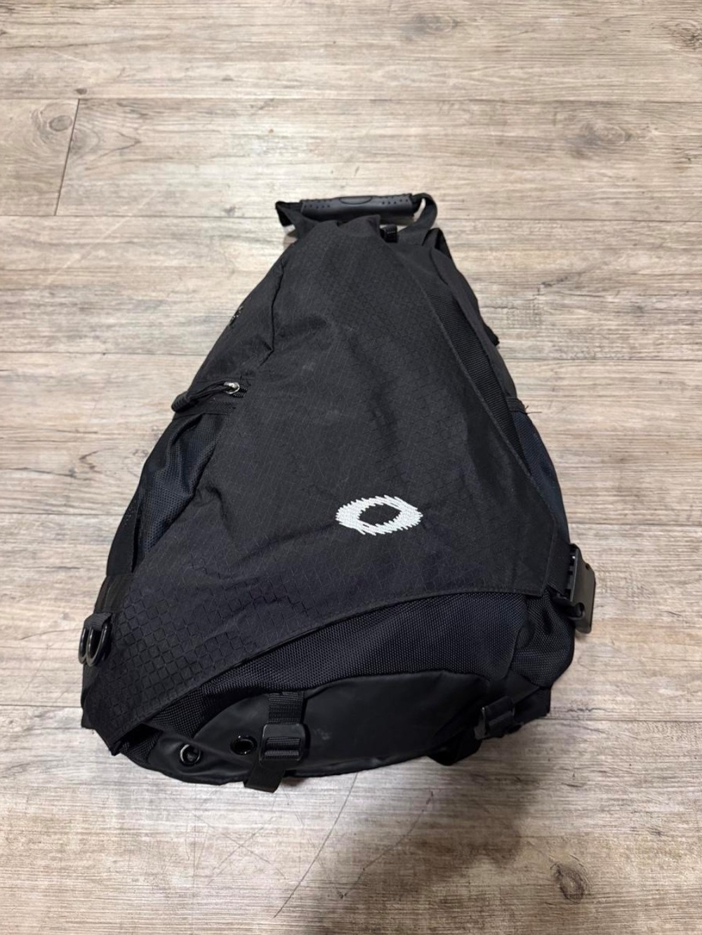 Oakley Sling Bag
